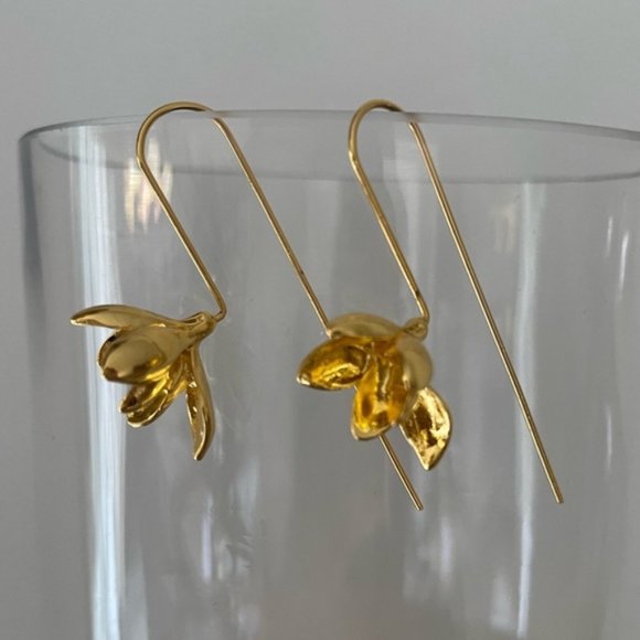 Anthropologie Gold Snowdrop Earrings - Picture 5 of 8